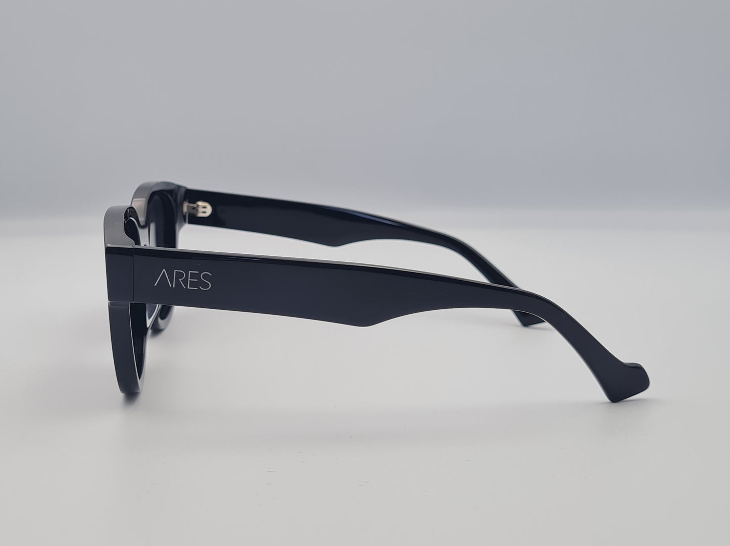 ARES Cartagena Sunglasses - Left View