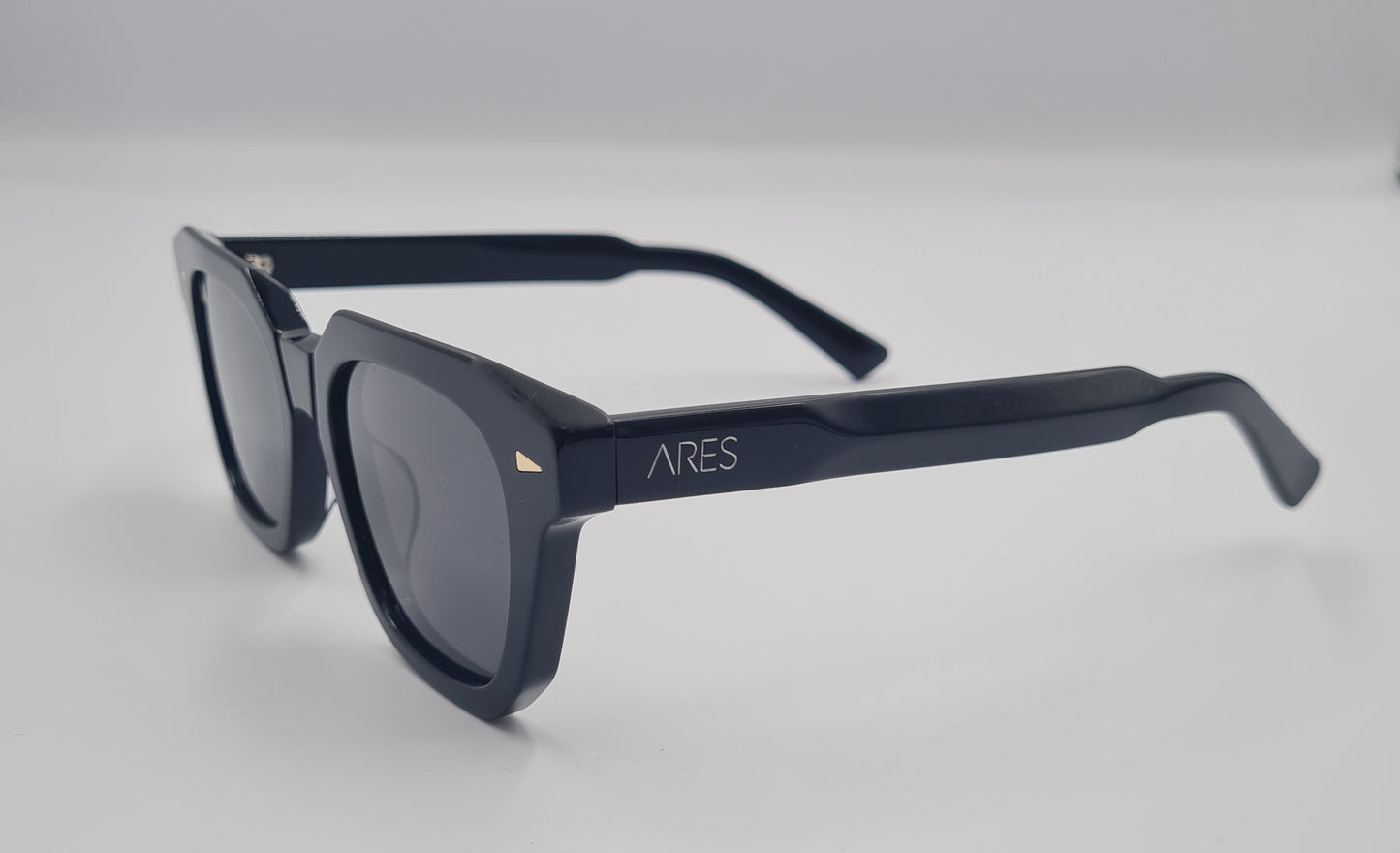 ARES Palomino Sunglasses -2