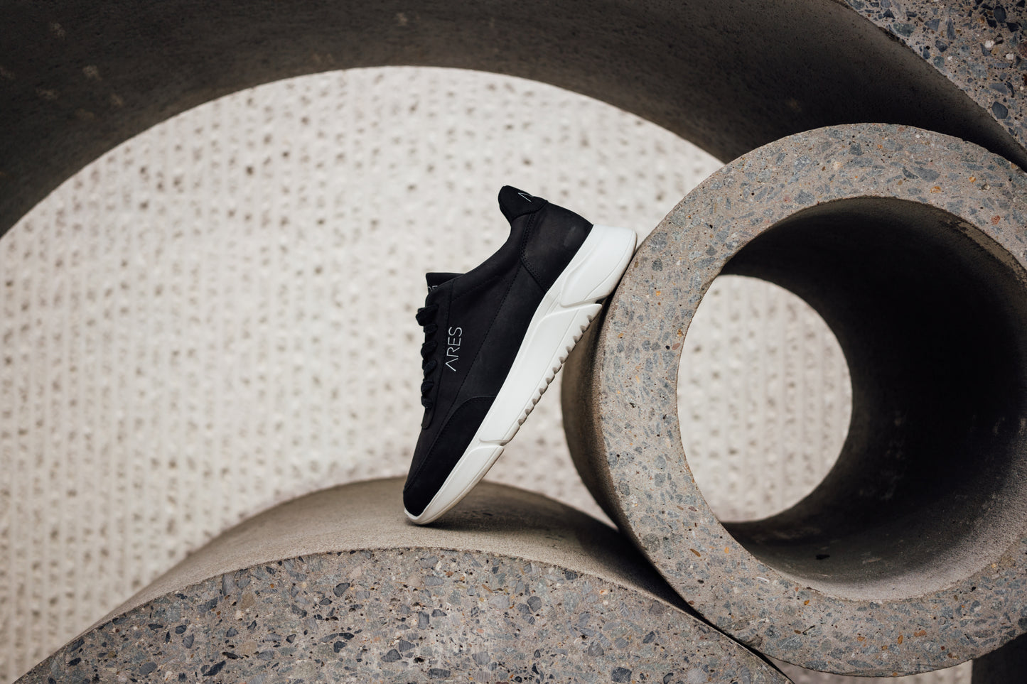 Chunky ARES Runners - Black