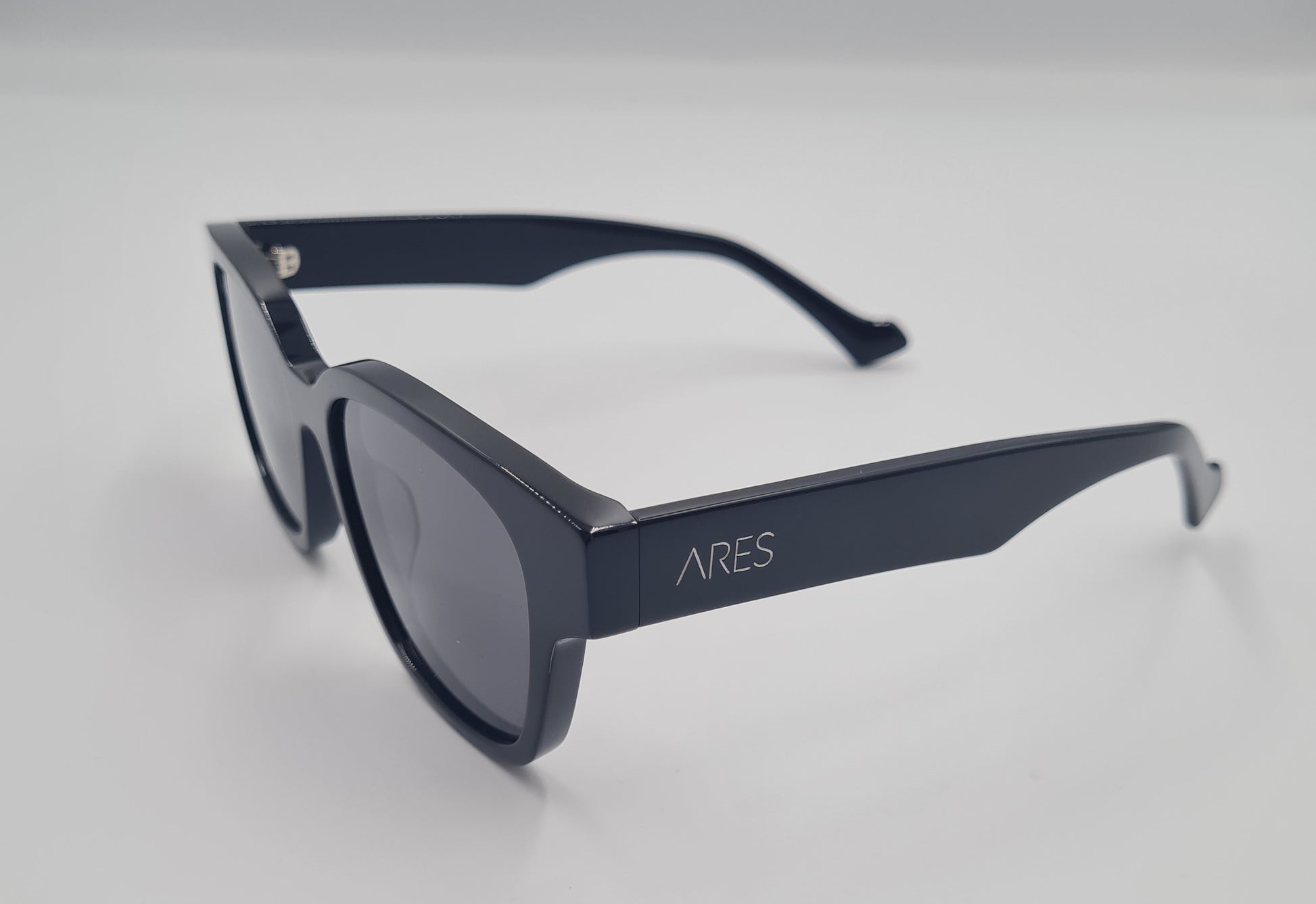 ARES Cartagena Sunglasses - Top Left View